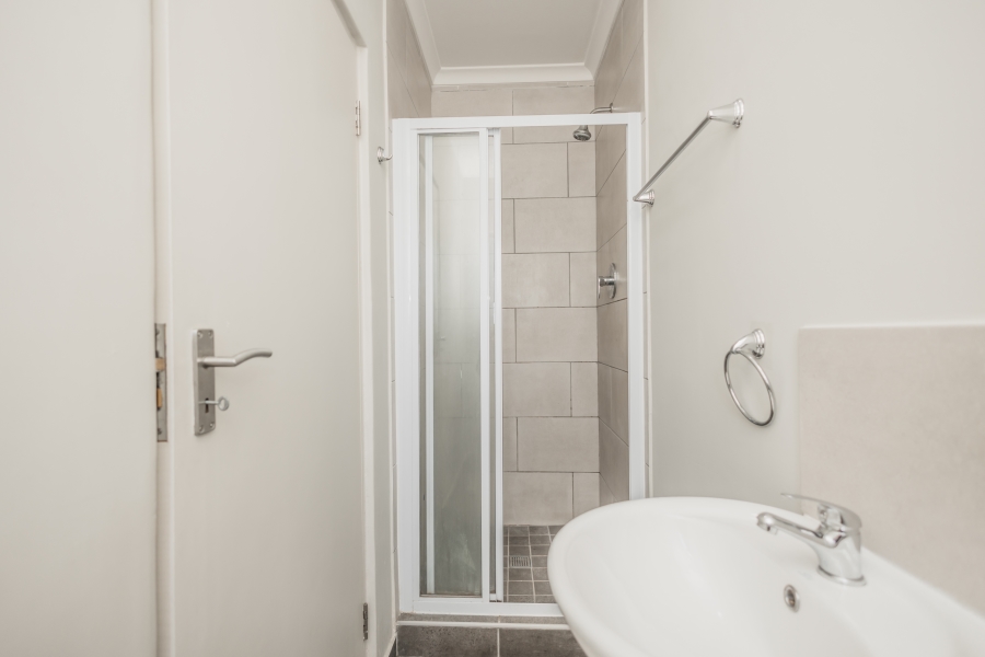 To Let 1 Bedroom Property for Rent in Haasendal Western Cape